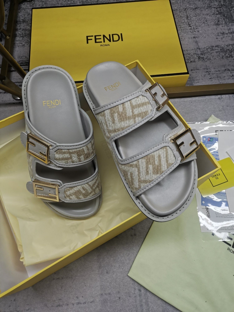 Fendi Slippers